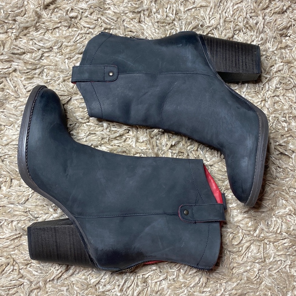 Alcalas boots